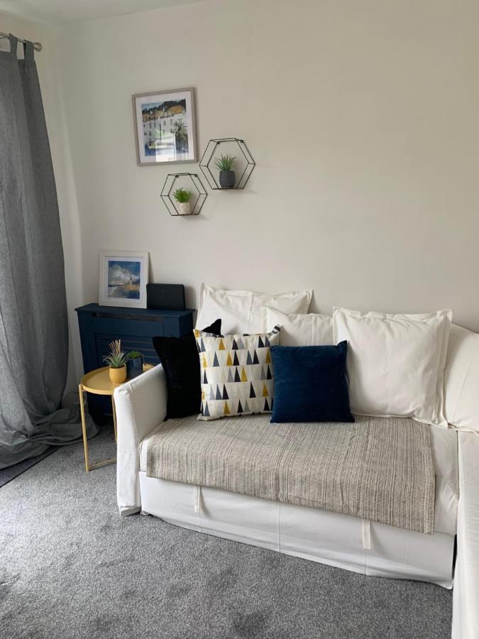 Апартаменты The Hideaway, Calm, Cozy, Dog Friendly Retreat Челтенхам Экстерьер фото